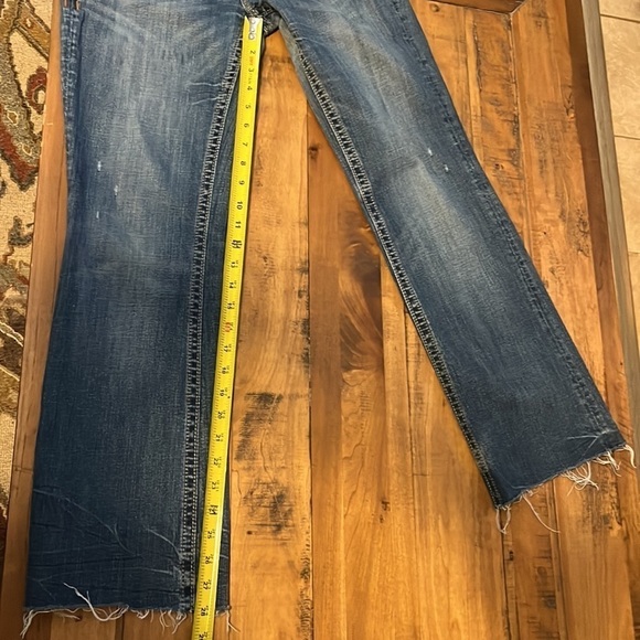 MEK distressed jeans , size 28/32, missing back pocket button - Picture 6 of 9